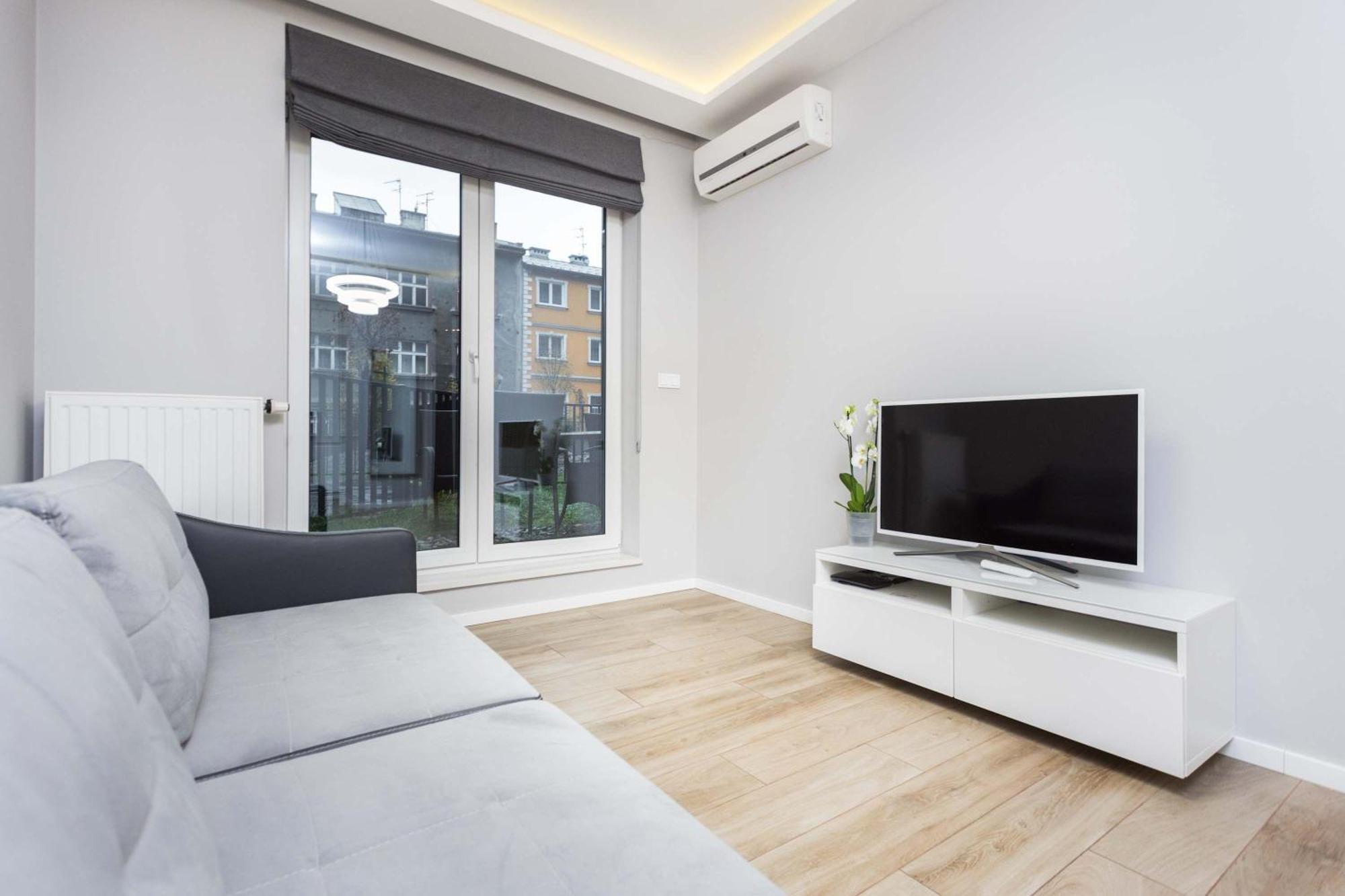 Nadwislanska With Air Conditioning Near Kazimierz By Renters Apartament